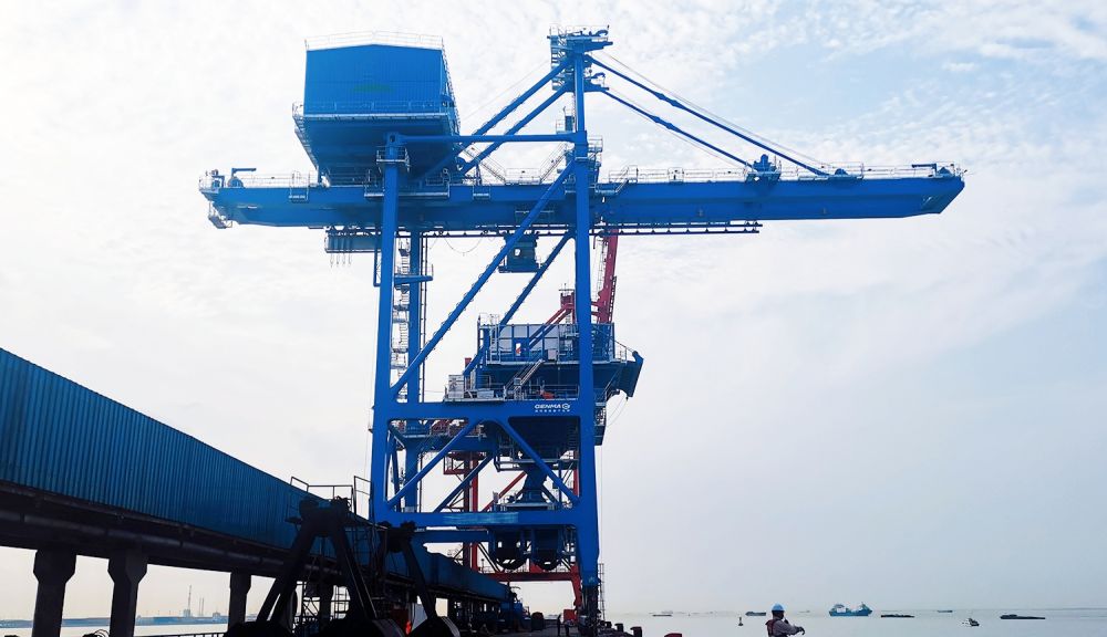 GENMA品牌获得国内煤电企业两台桥式抓斗卸船机订单(图1)